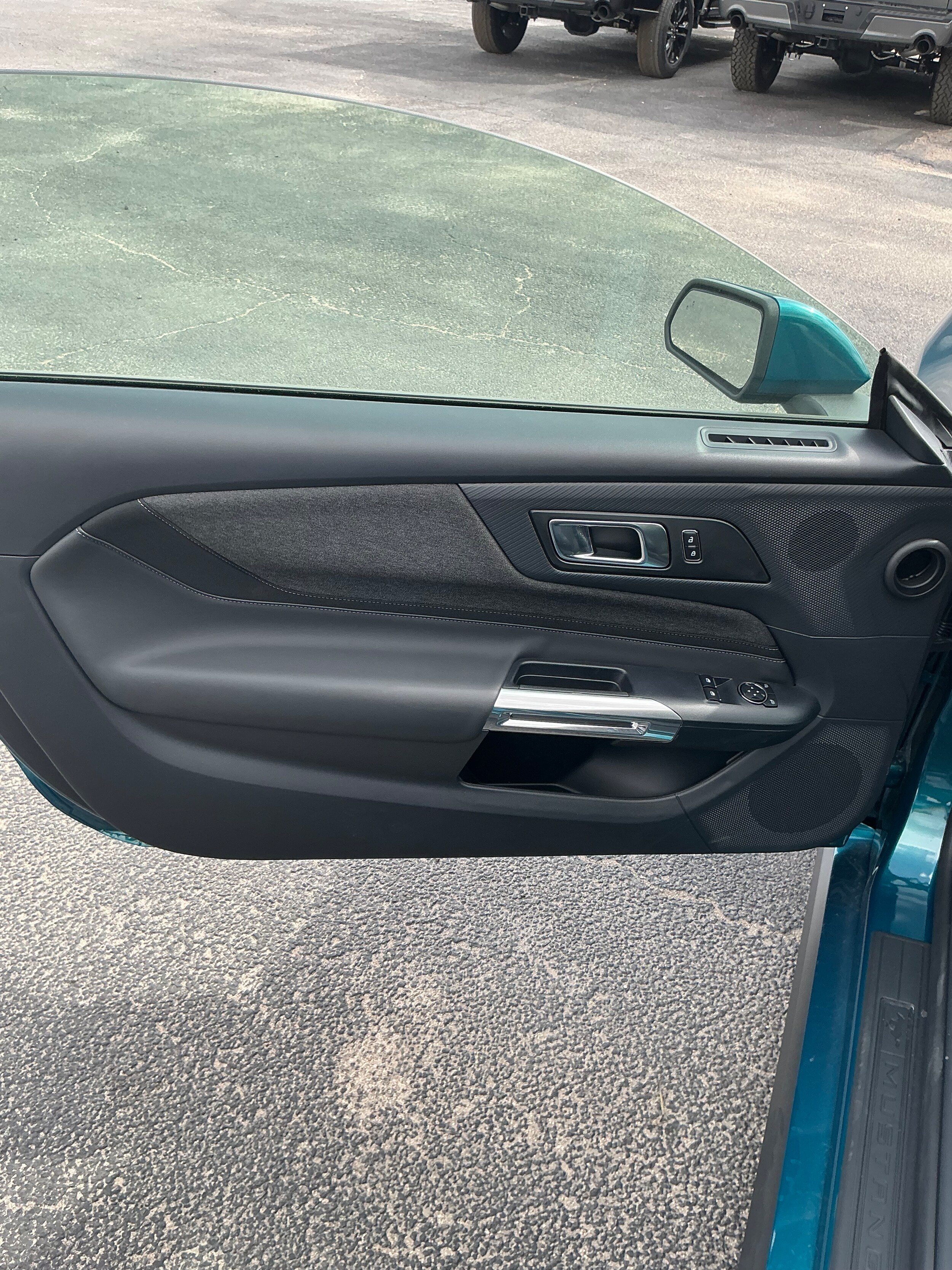 2026 Ford Mustang EcoBoost Fastback - Photo 6