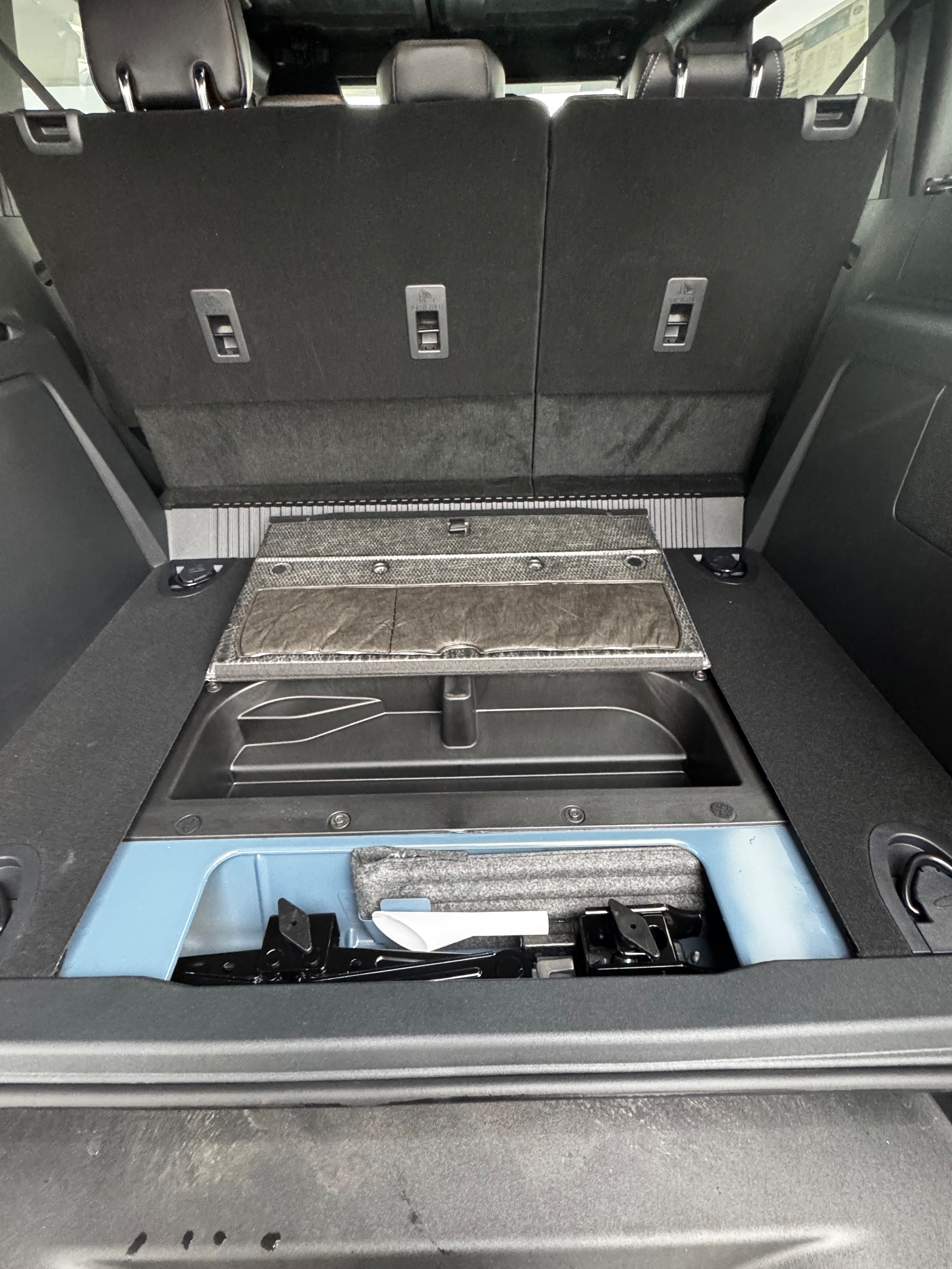2025 Ford Bronco 4-Door Outer Banks - Photo 6
