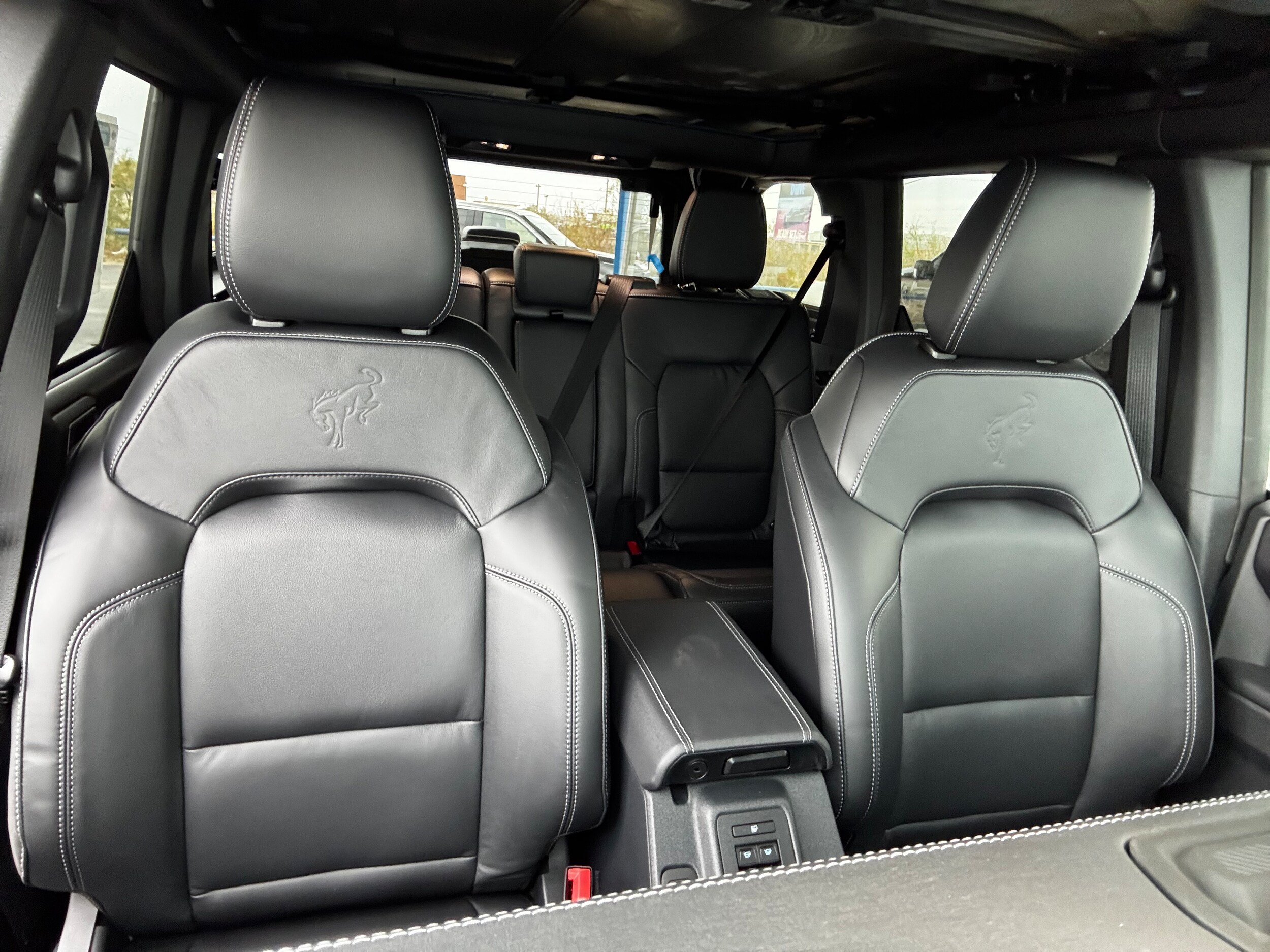 2025 Ford Bronco 4-Door Outer Banks - Photo 10