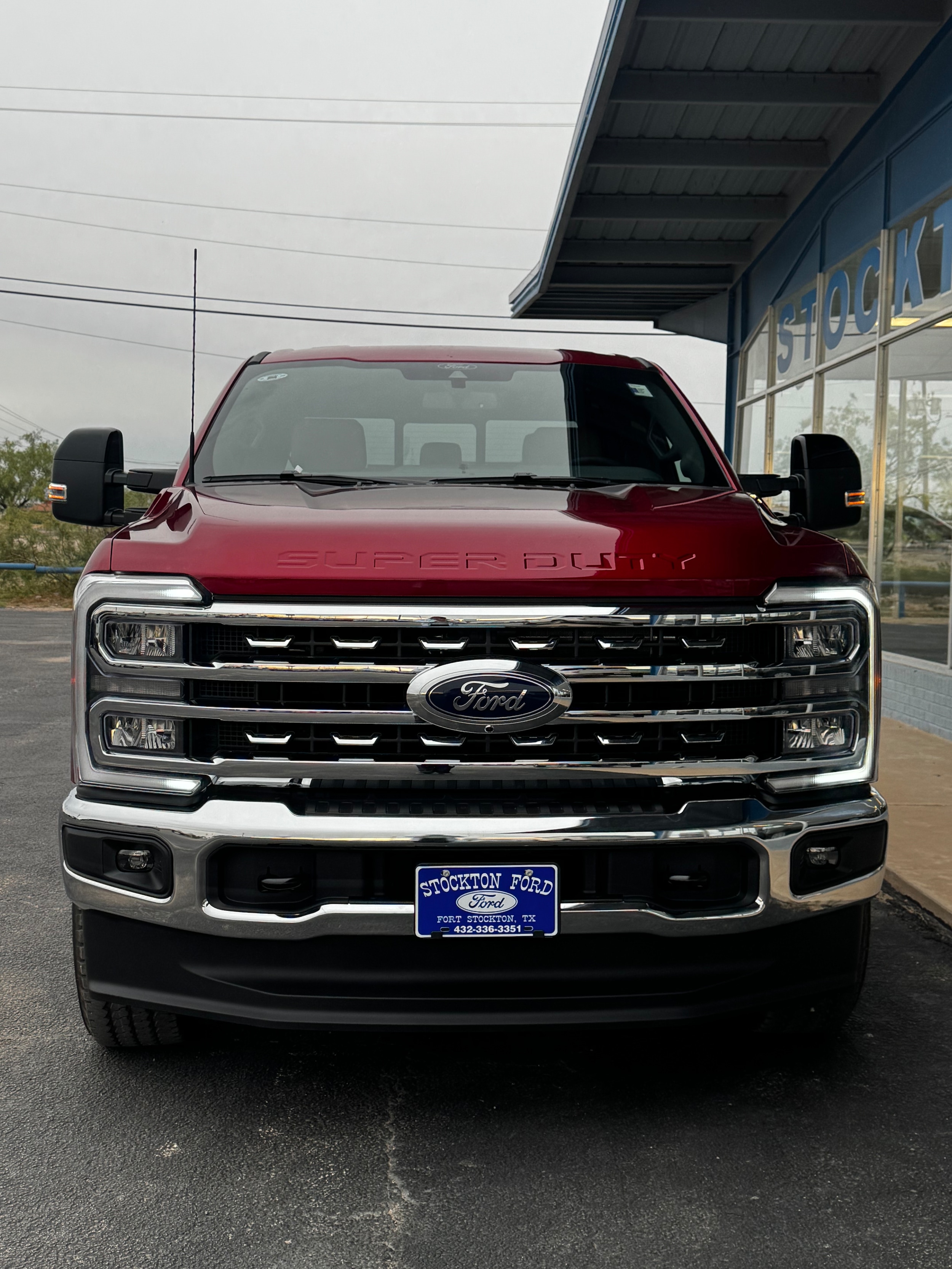 2026 Ford F-350 Super Duty Lariat's photo