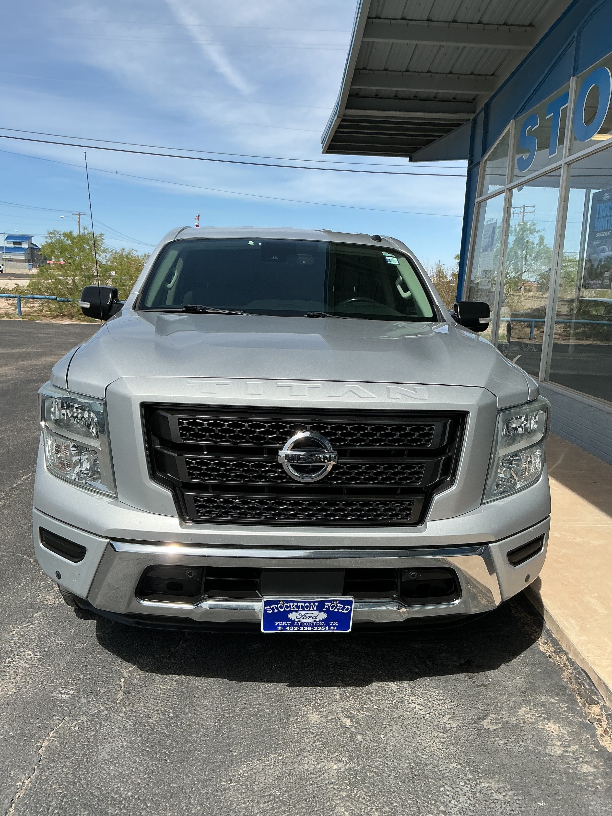 2020 Nissan Titan SV