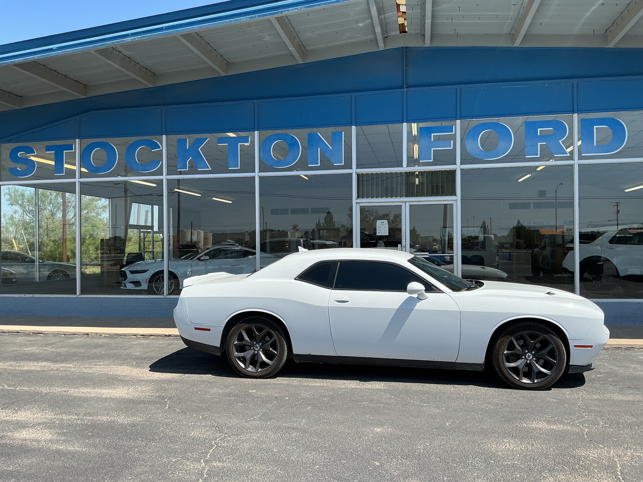 Used 2019 Dodge Challenger SXT Plus with VIN 2C3CDZAGXKH751482 for sale in Fort Stockton, TX