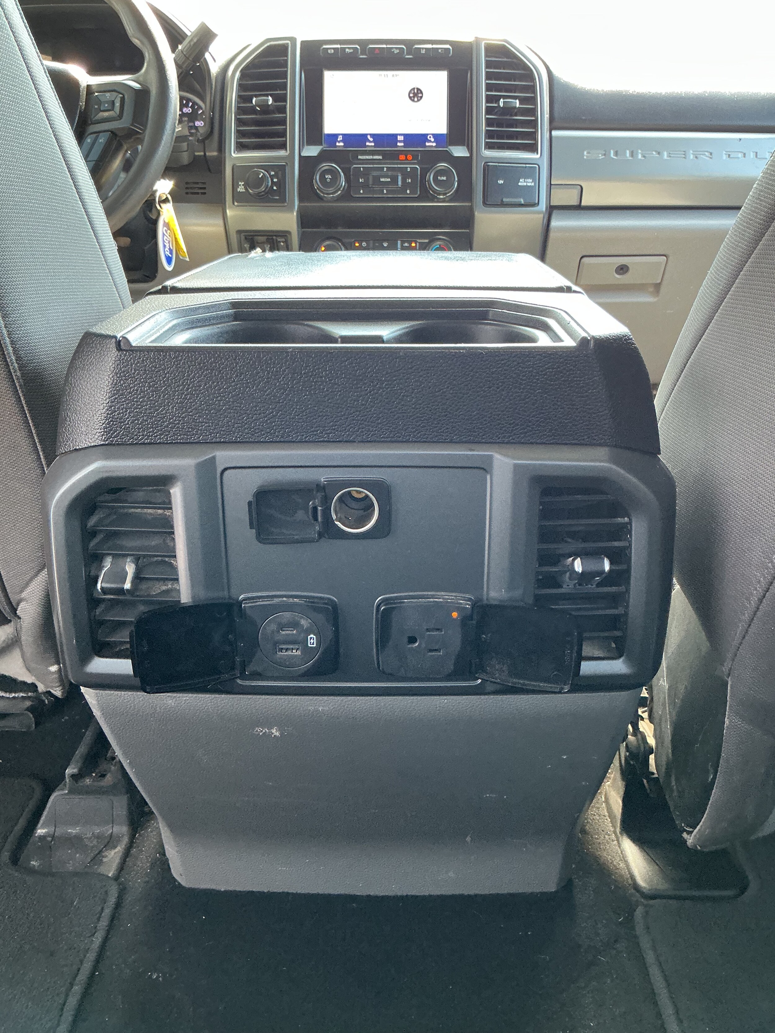 2020 Ford F-350 Super Duty XLT - Photo 11