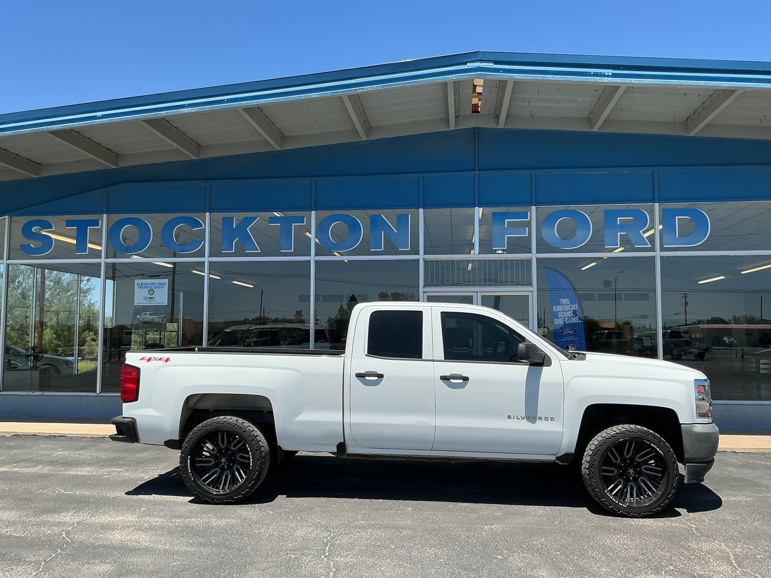 Used 2016 Chevrolet Silverado 1500 Work Truck 1WT with VIN 1GCVKNEC4GZ359065 for sale in Fort Stockton, TX