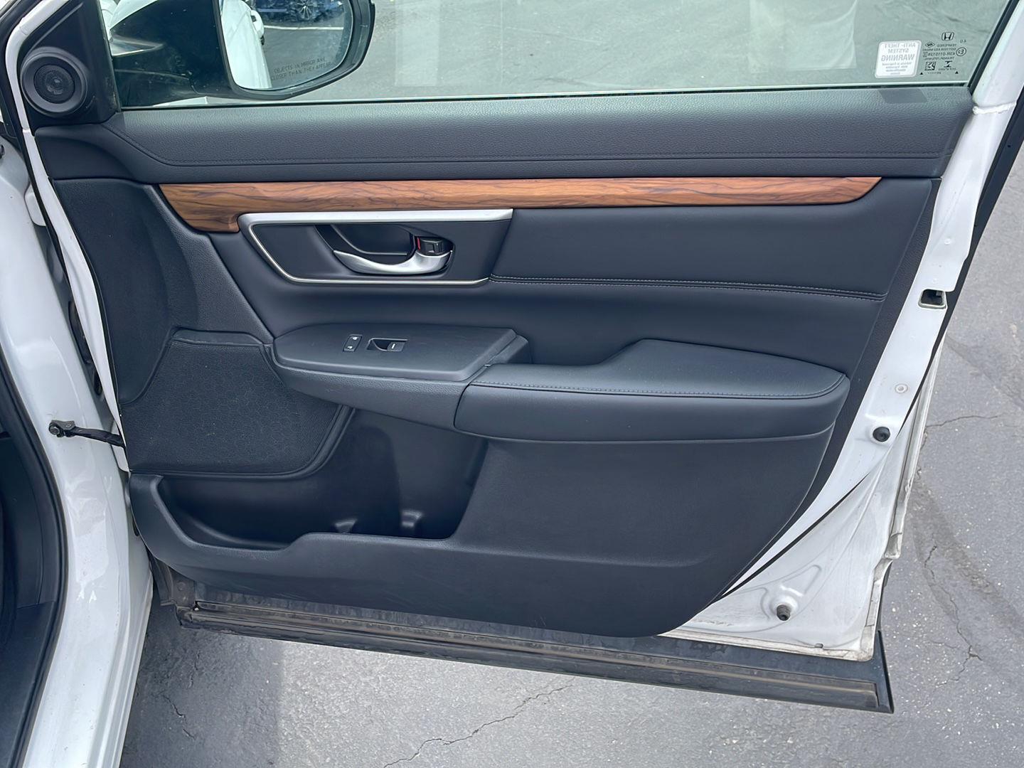 2020 Honda CR-V Touring - Photo 16