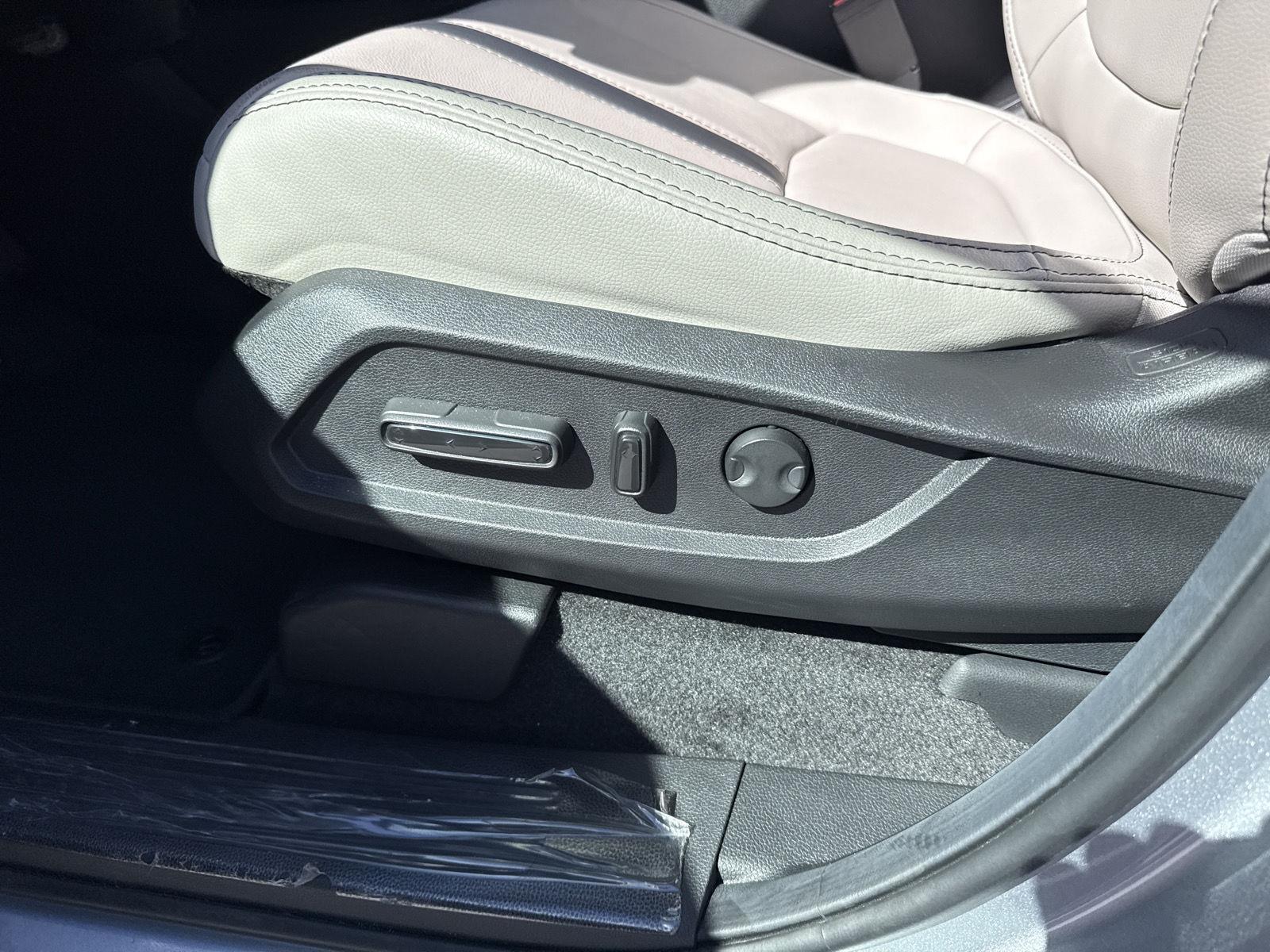 2026 Honda Pilot Touring - Photo 14