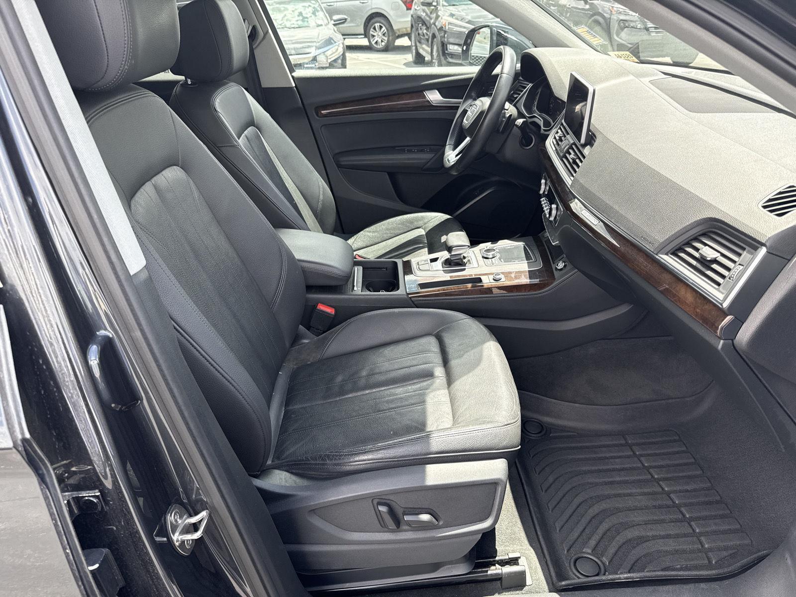 2020 Audi Q5 Premium Plus - Photo 28