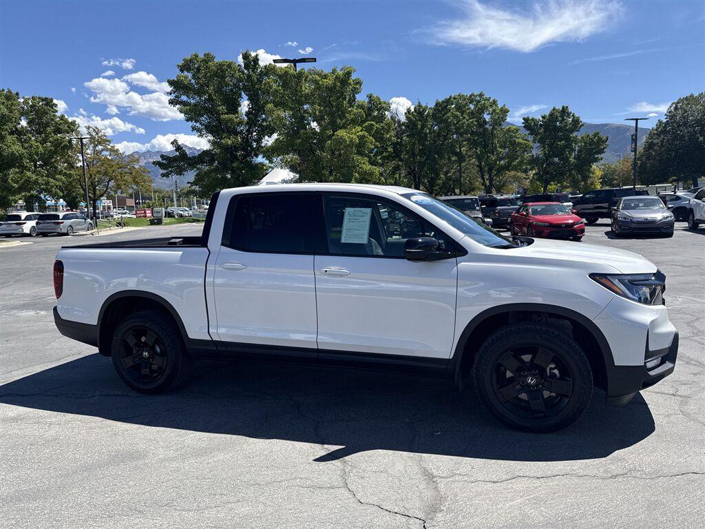 2025 Honda Ridgeline Black Edition - Photo 3