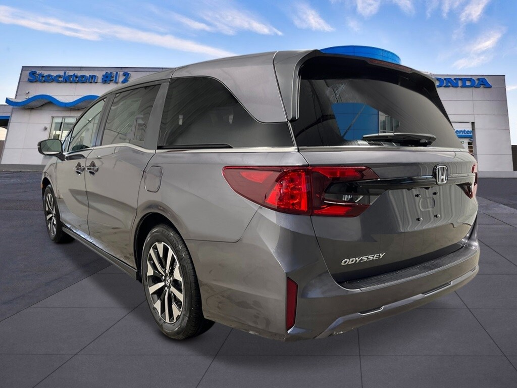New 2026 Honda Odyssey EX-L Van Passenger