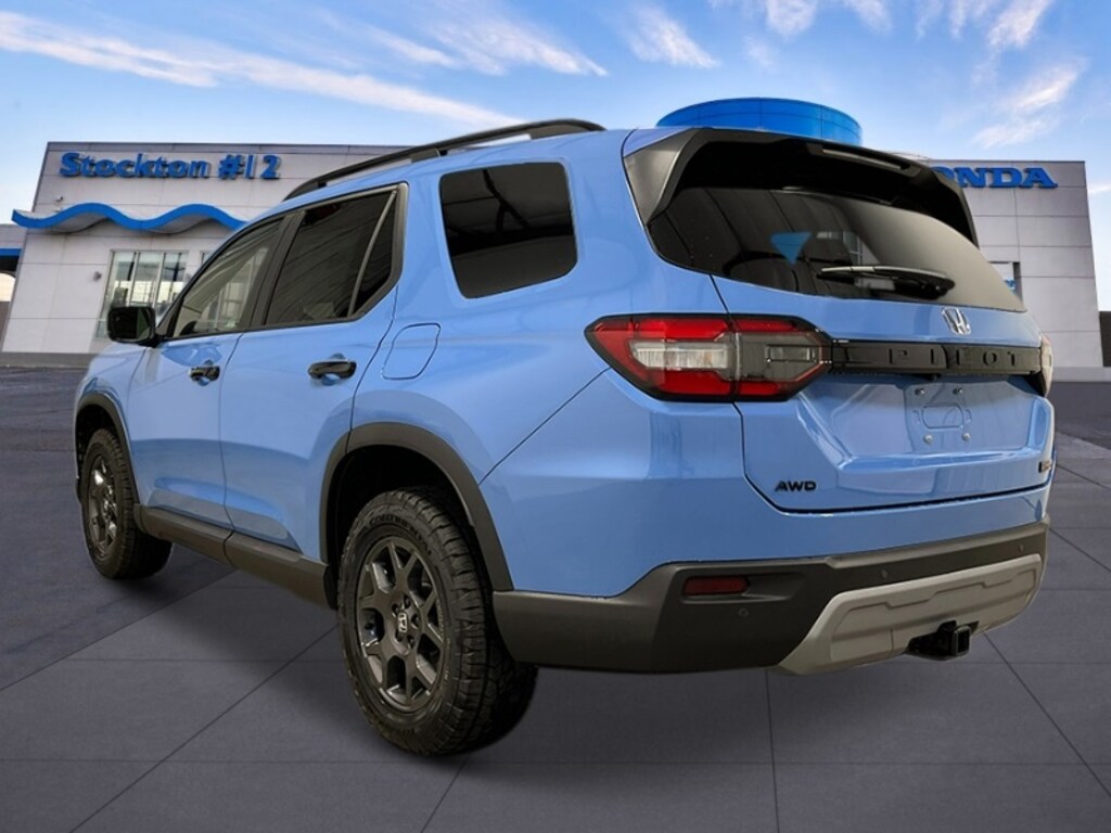 New 2025 Honda Pilot TrailSport SUV