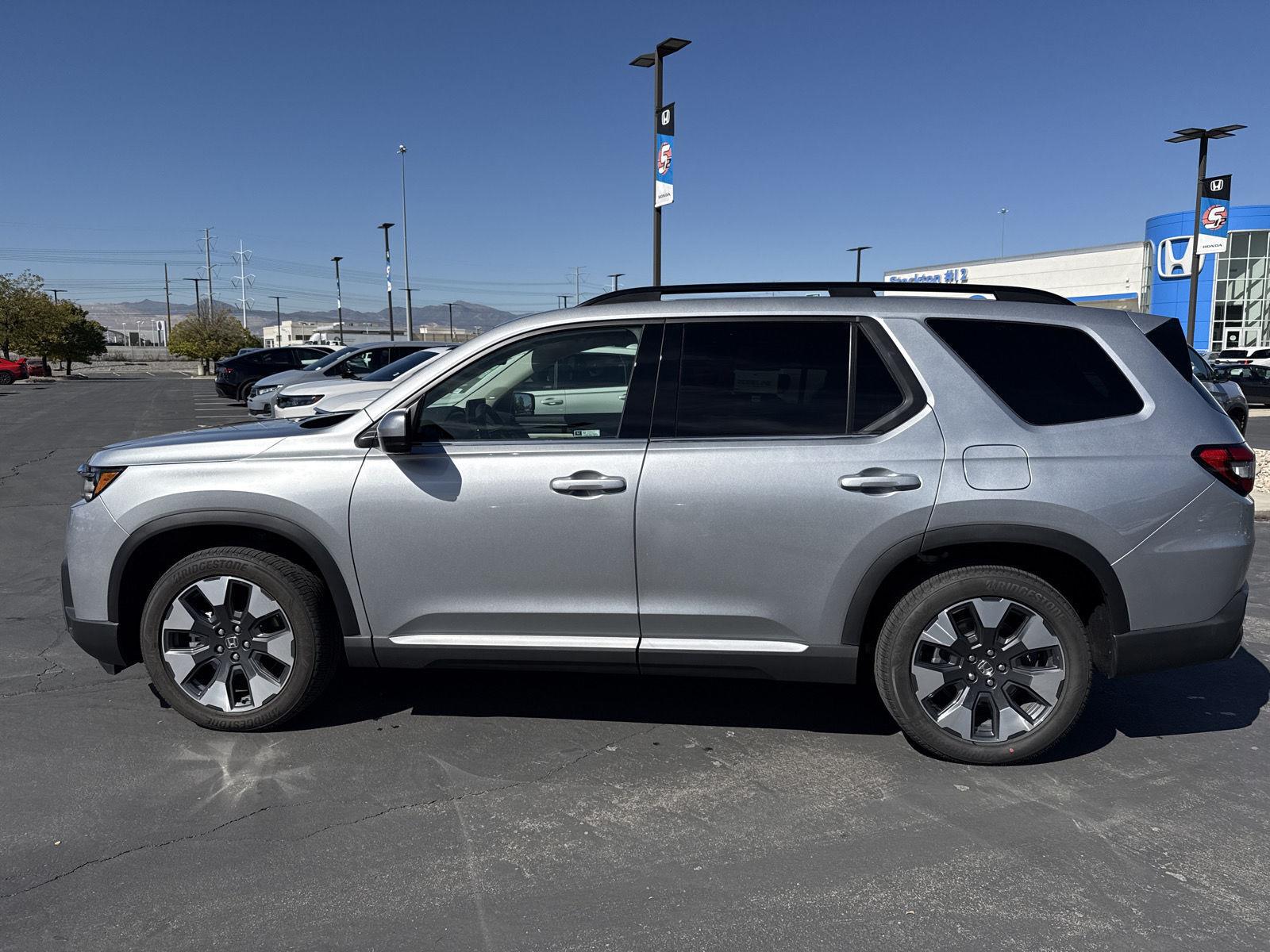 2026 Honda Pilot Touring - Photo 8