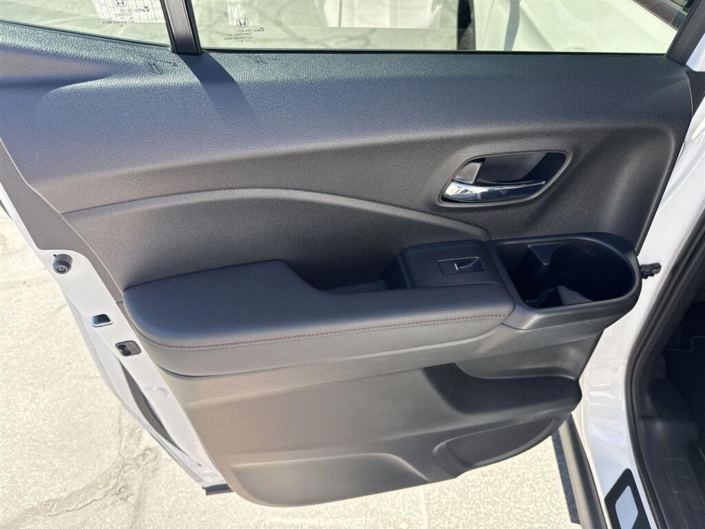 2025 Honda Ridgeline Black Edition - Photo 17