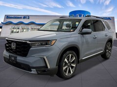 2025 Honda Pilot Touring SUV