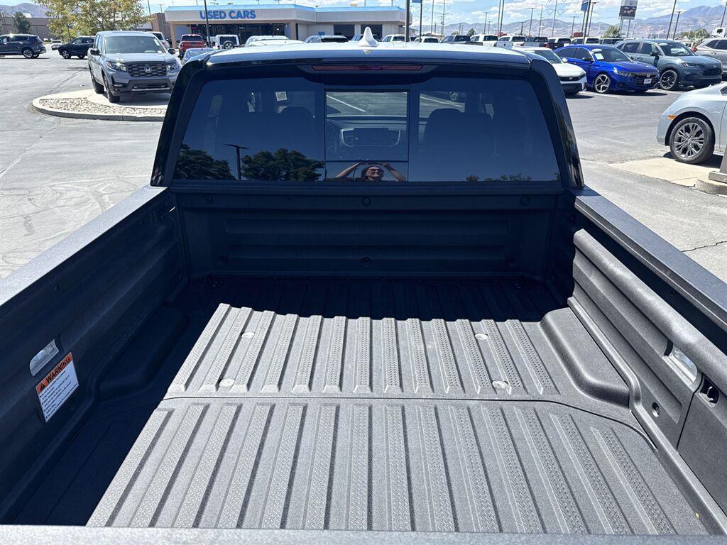 2025 Honda Ridgeline Black Edition - Photo 6