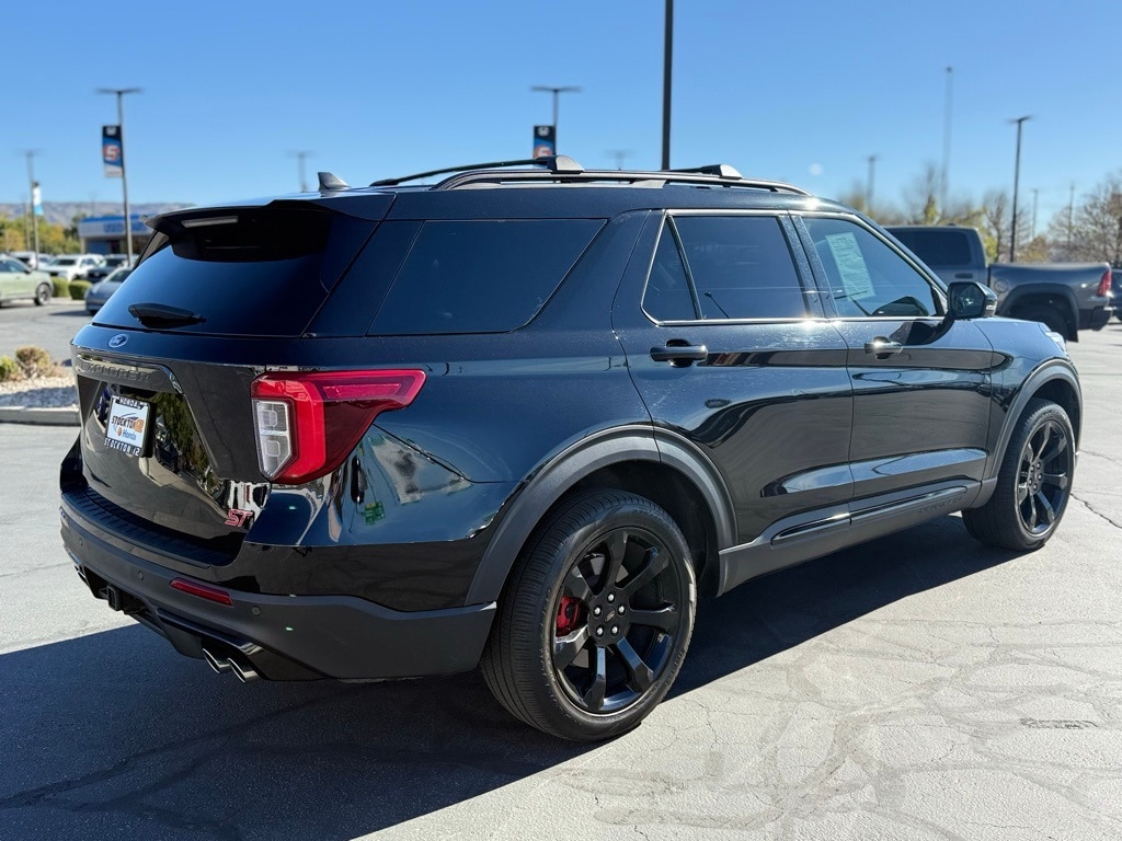 Used 2023 Ford Explorer ST SUV