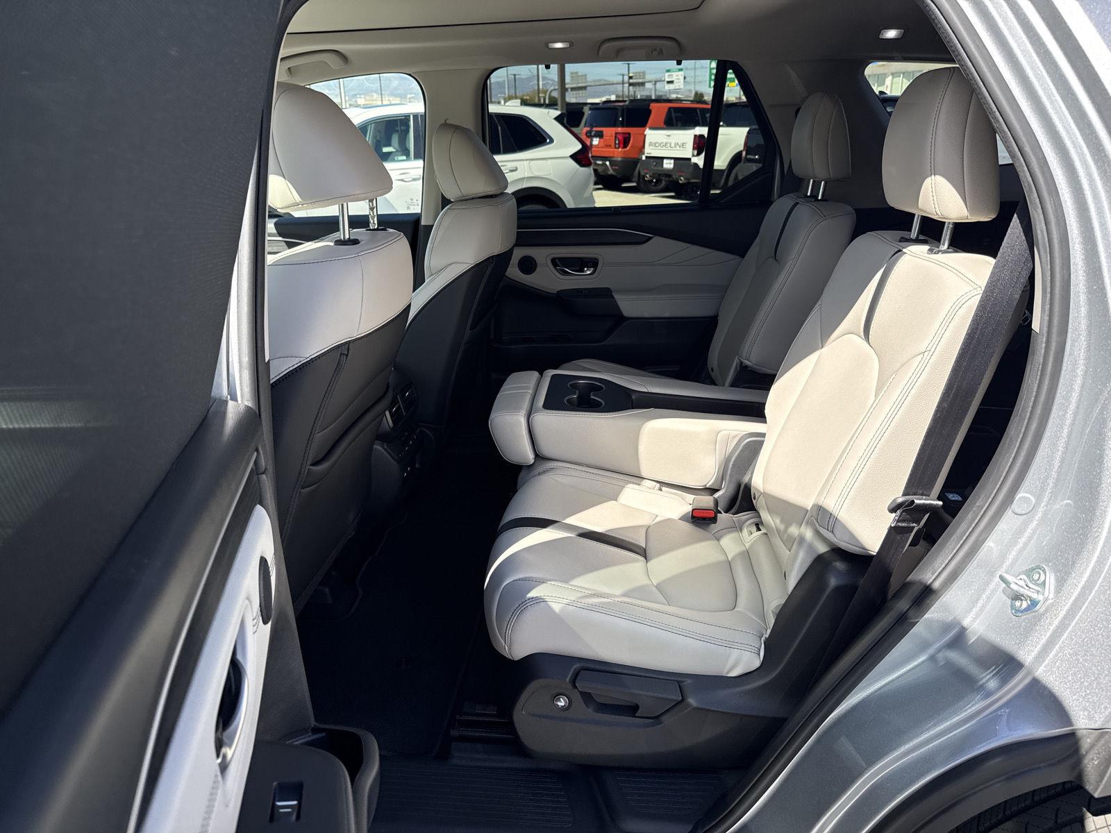 2026 Honda Pilot Touring - Photo 18