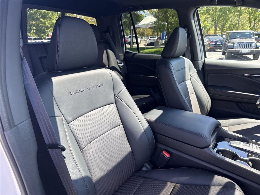 2025 Honda Ridgeline Black Edition - Photo 27