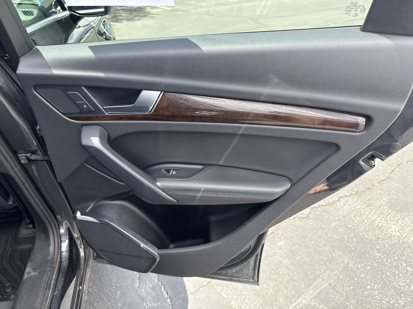 2020 Audi Q5 Premium Plus - Photo 20