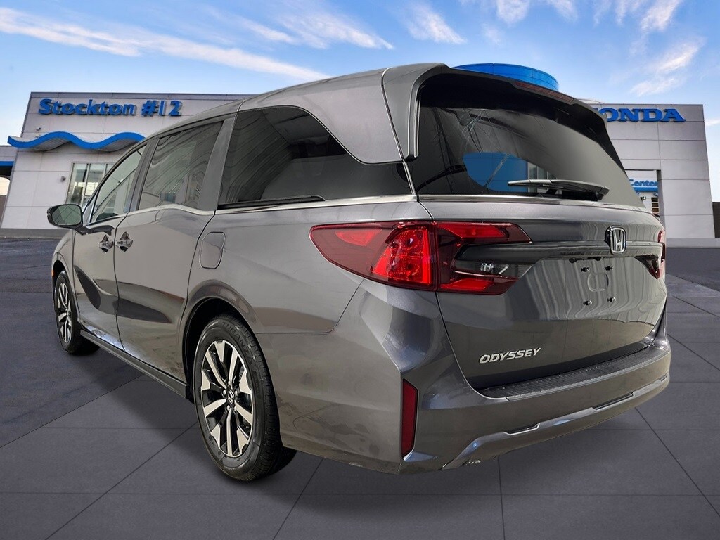 New 2026 Honda Odyssey EX-L Van Passenger