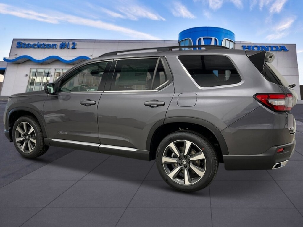 New 2025 Honda Pilot Touring SUV