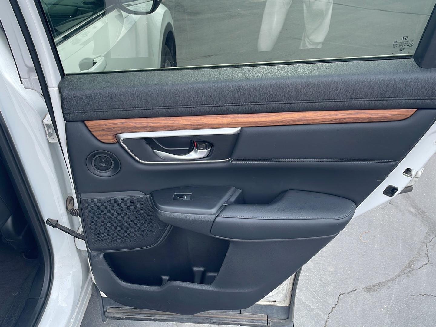 2020 Honda CR-V Touring - Photo 19