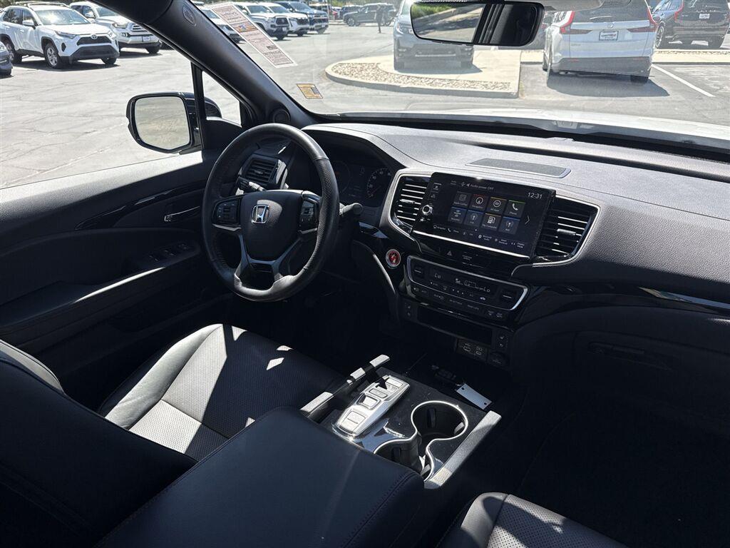 2025 Honda Ridgeline Black Edition - Photo 25