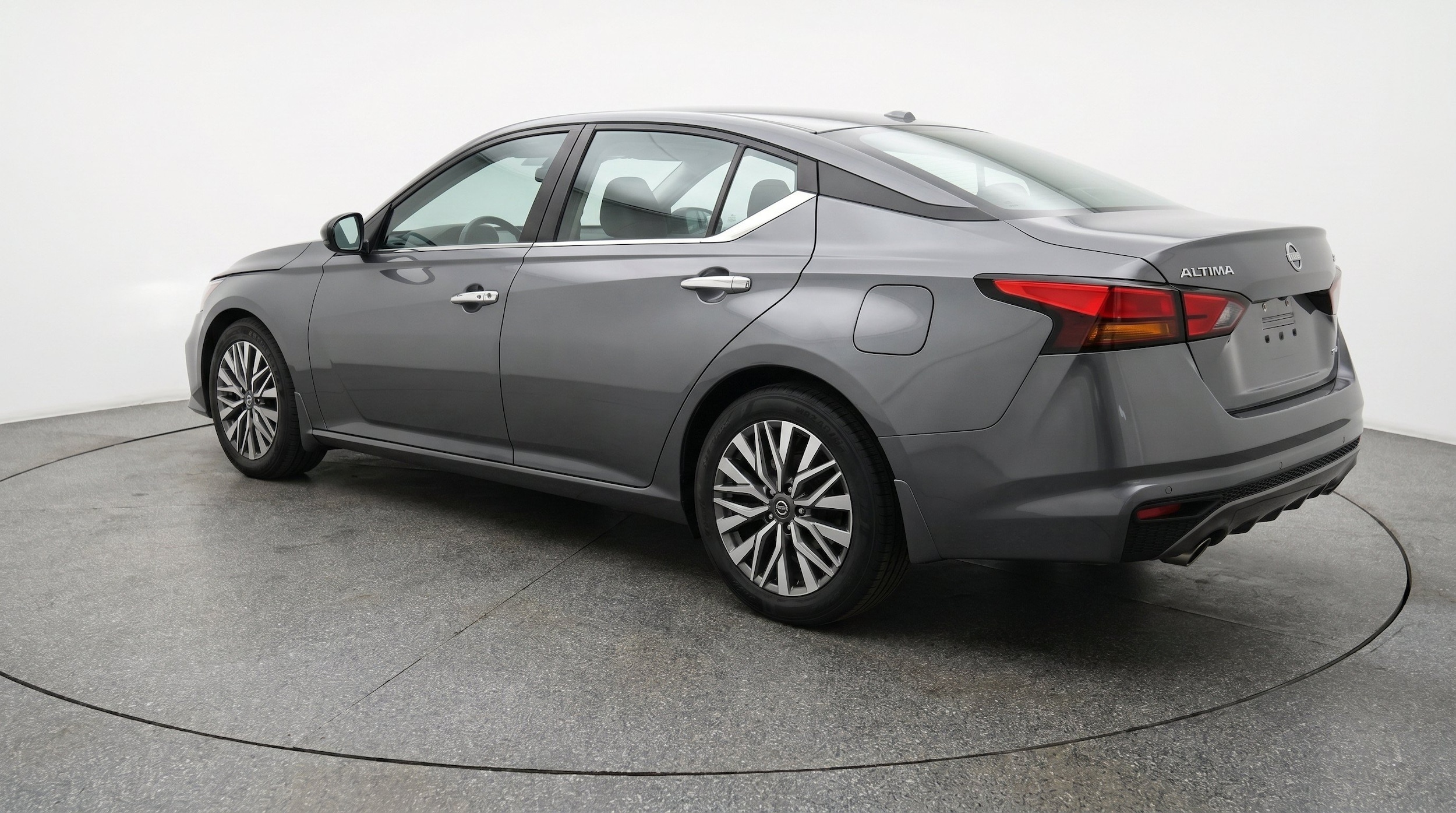 Thumbnail: 2025 Nissan Altima - 6