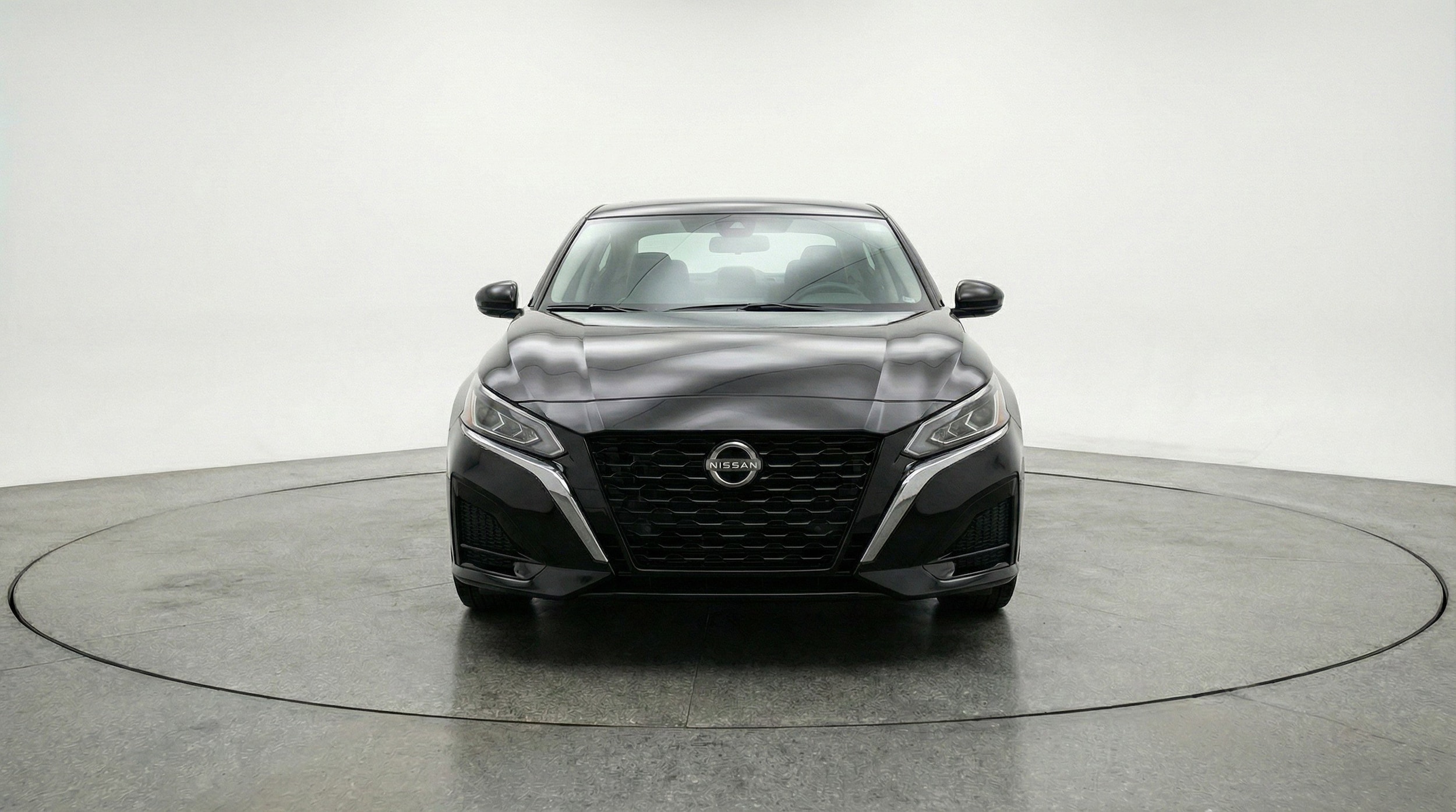Thumbnail: 2025 Nissan Altima - 2