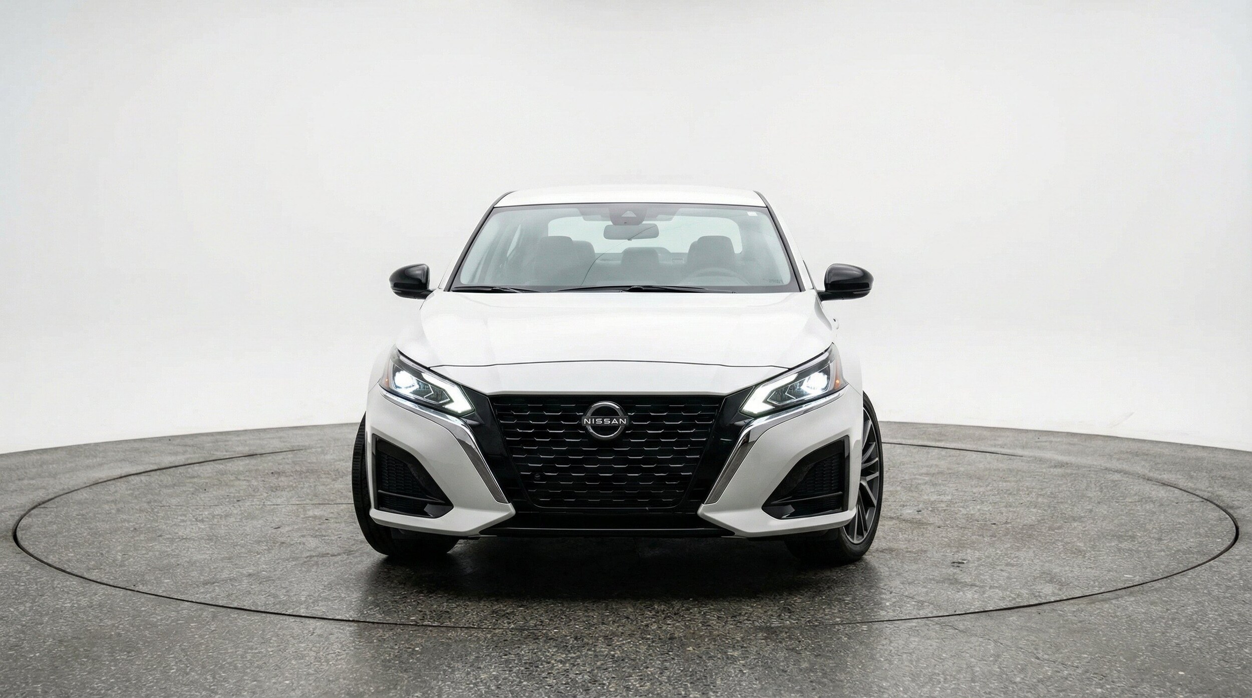 Thumbnail: 2025 Nissan Altima - 2