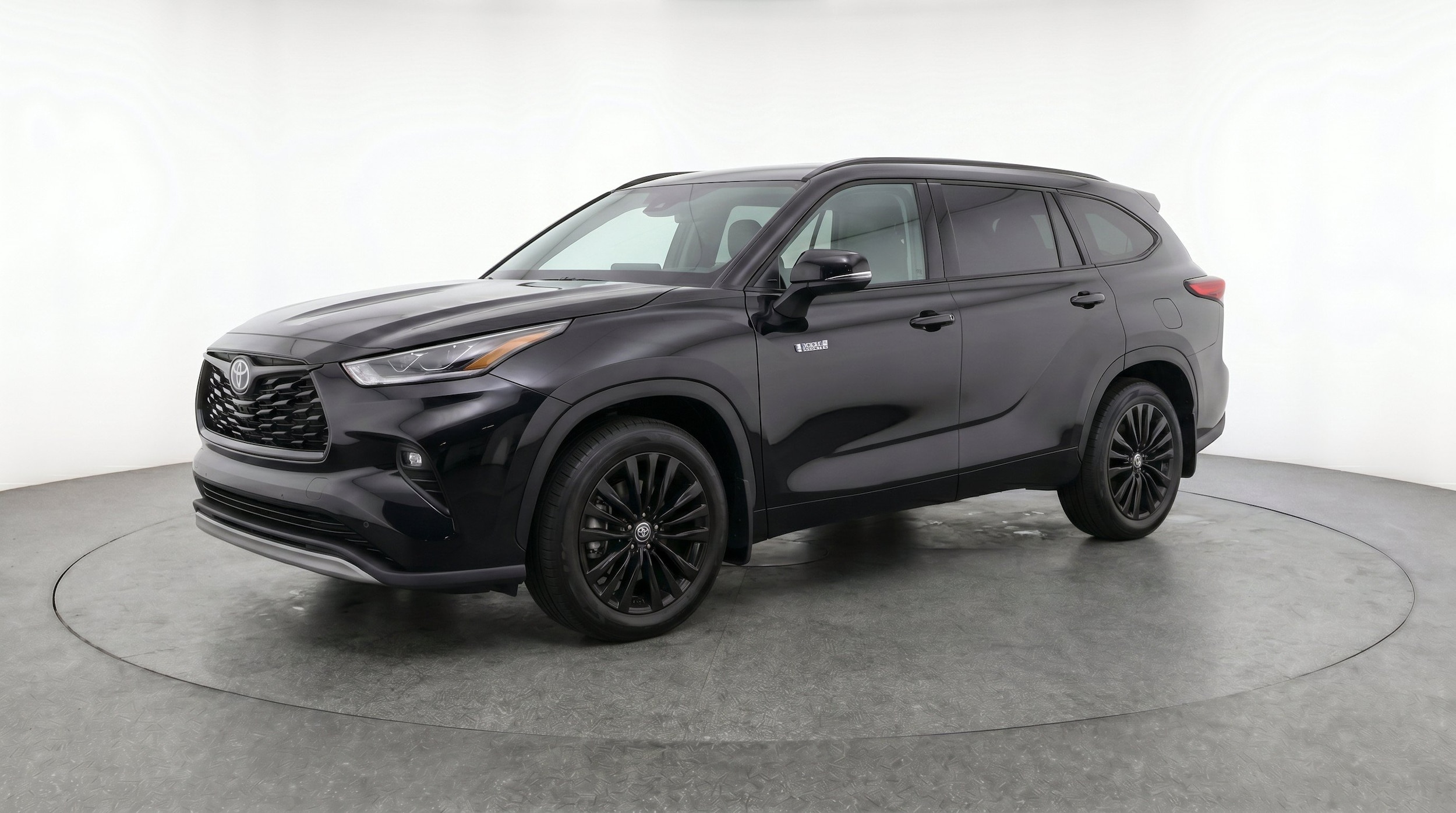 Thumbnail: 2025 Toyota Highlander - 3
