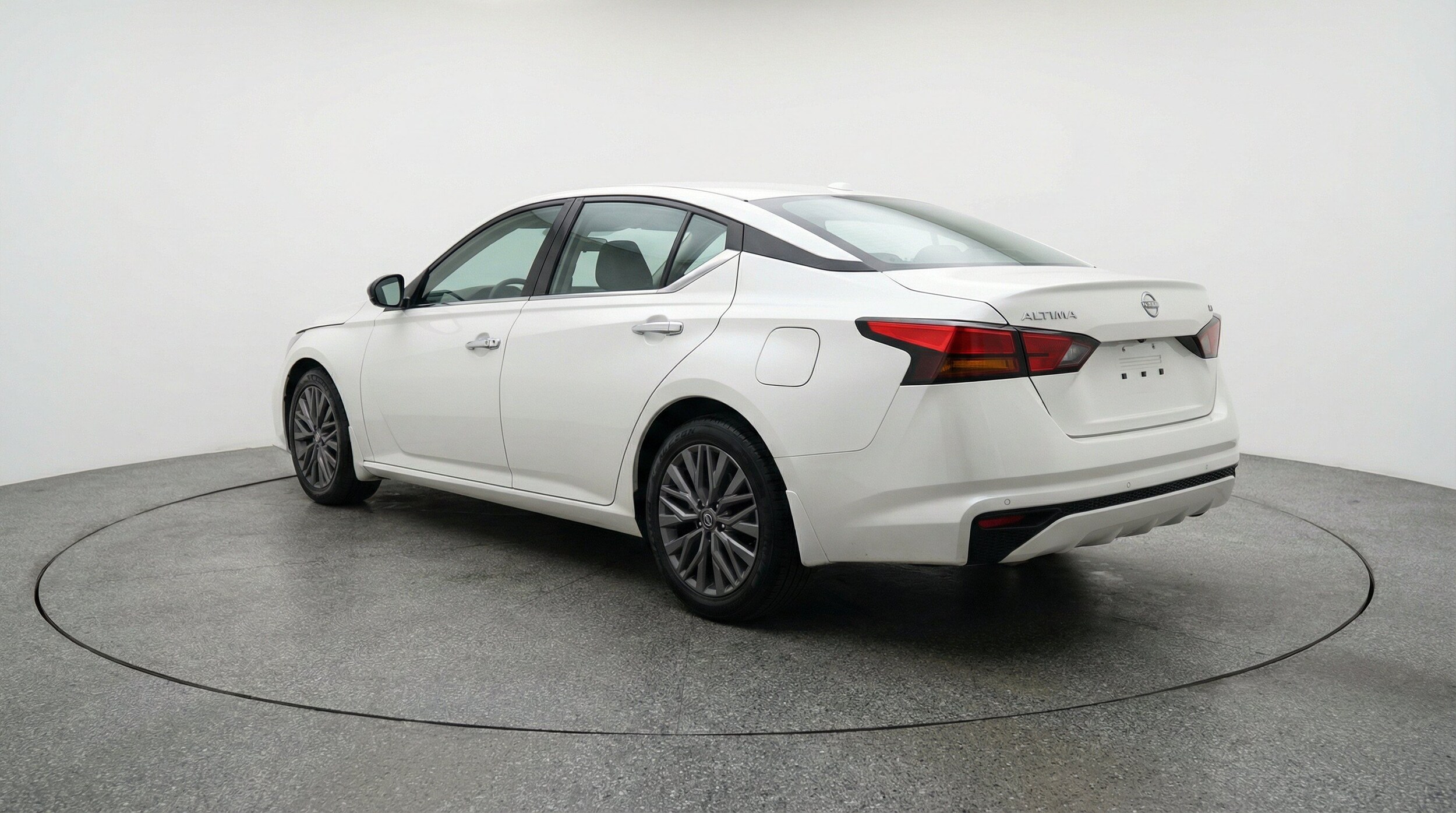Thumbnail: 2025 Nissan Altima - 6