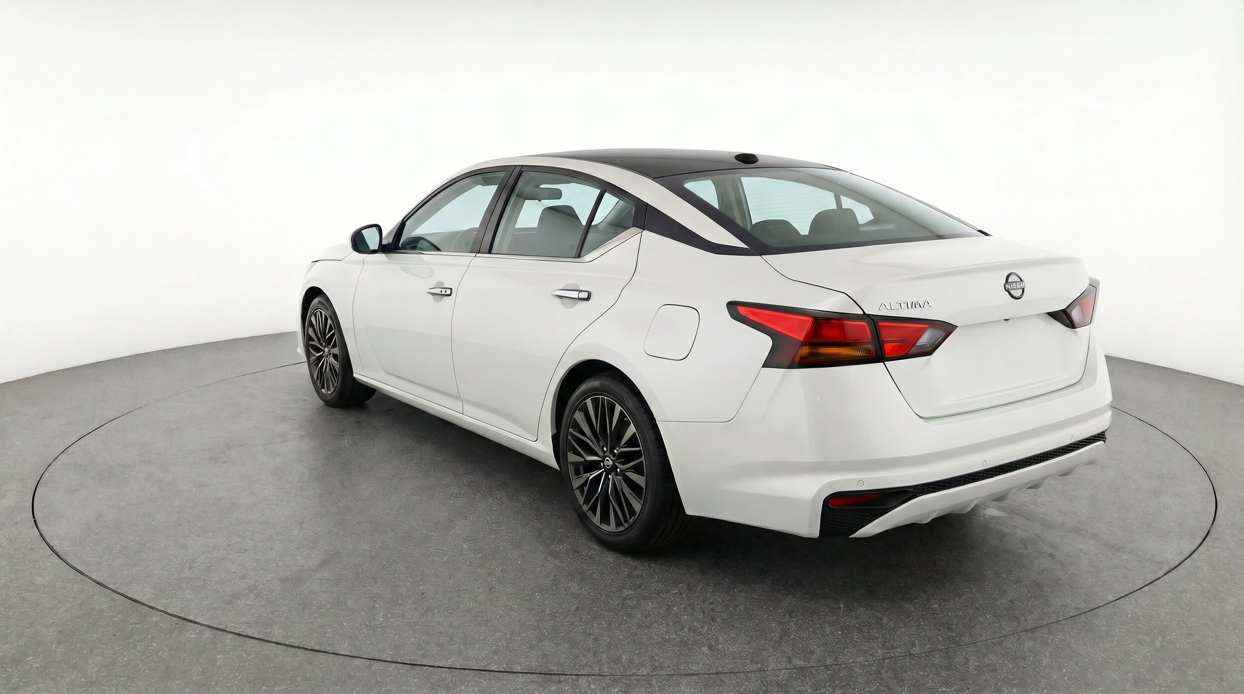 Thumbnail: 2025 Nissan Altima - 6