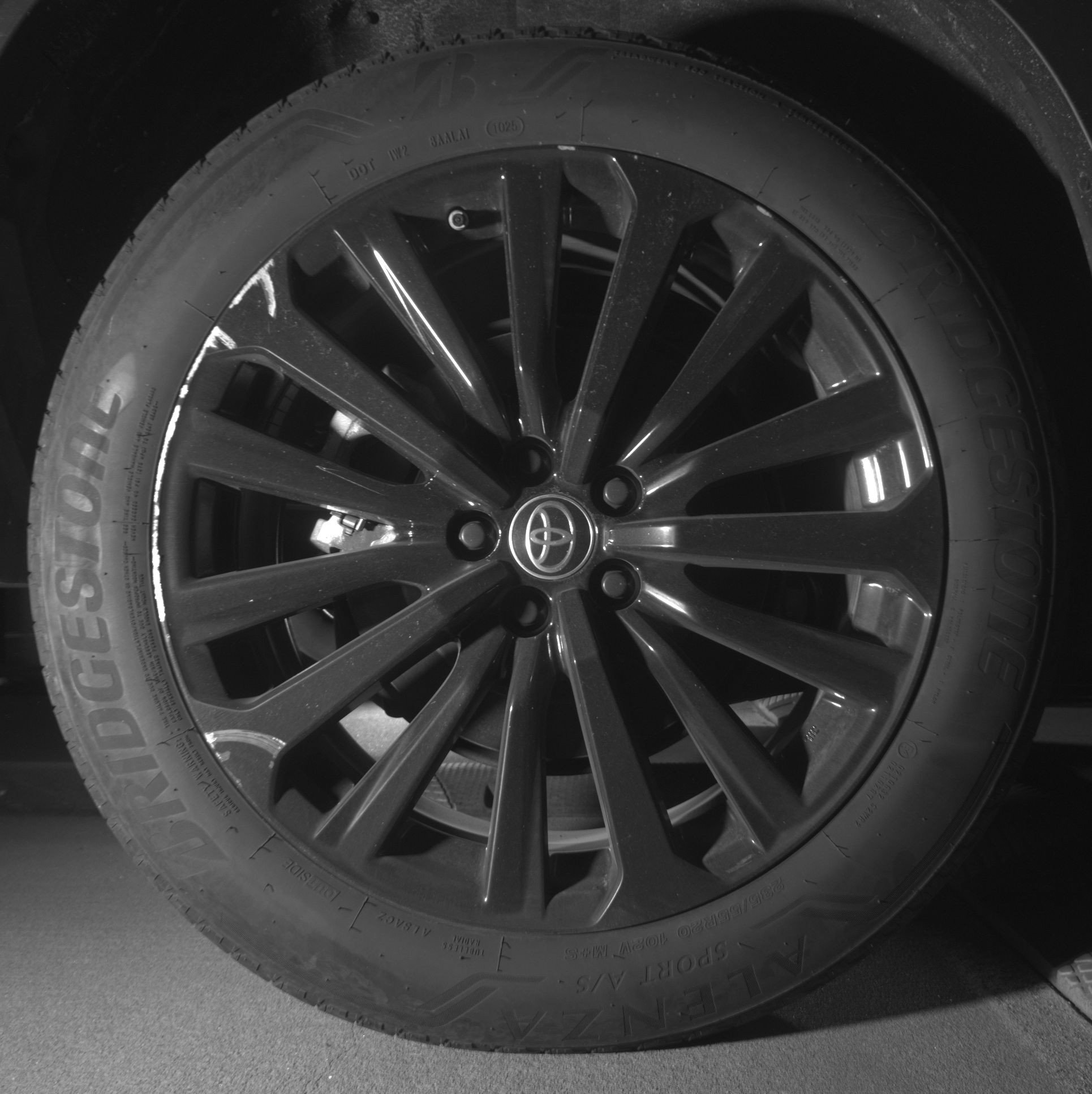 Thumbnail: 2025 Toyota Highlander - 15