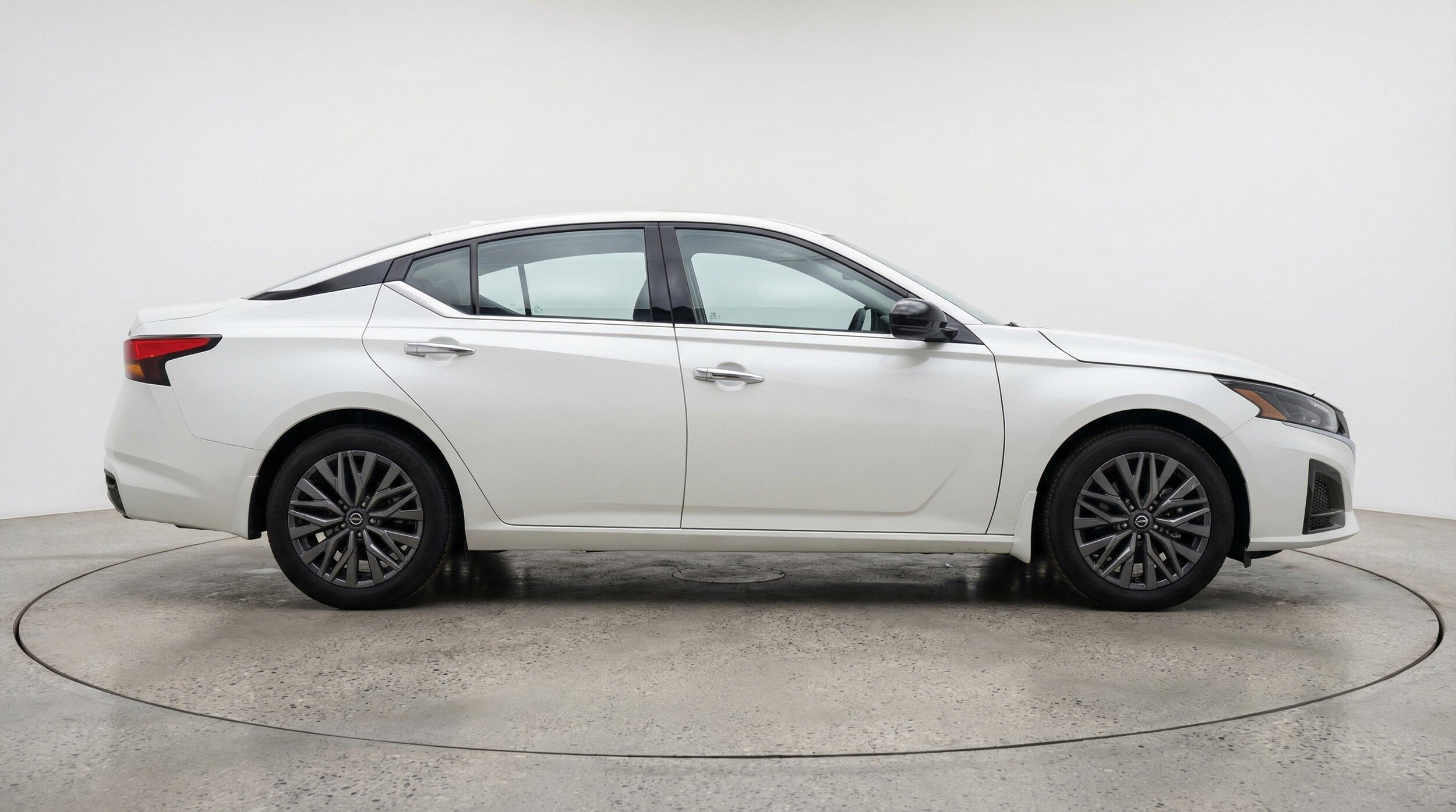 Thumbnail: 2025 Nissan Altima - 11