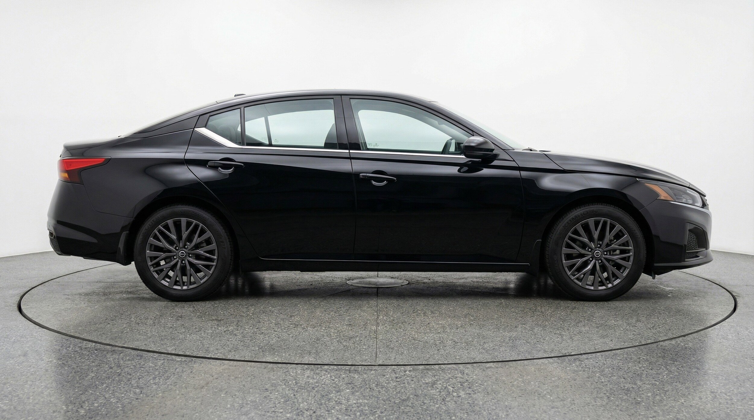 Thumbnail: 2025 Nissan Altima - 11