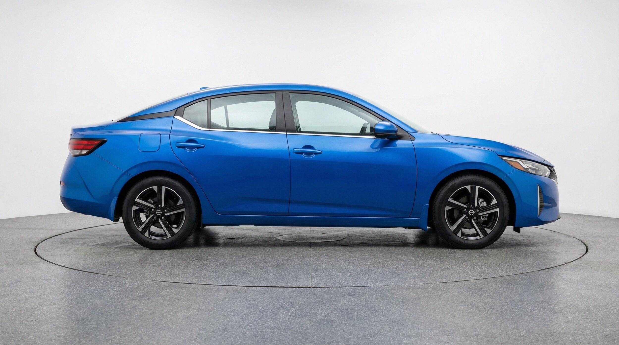 Thumbnail: 2025 Nissan Sentra - 11