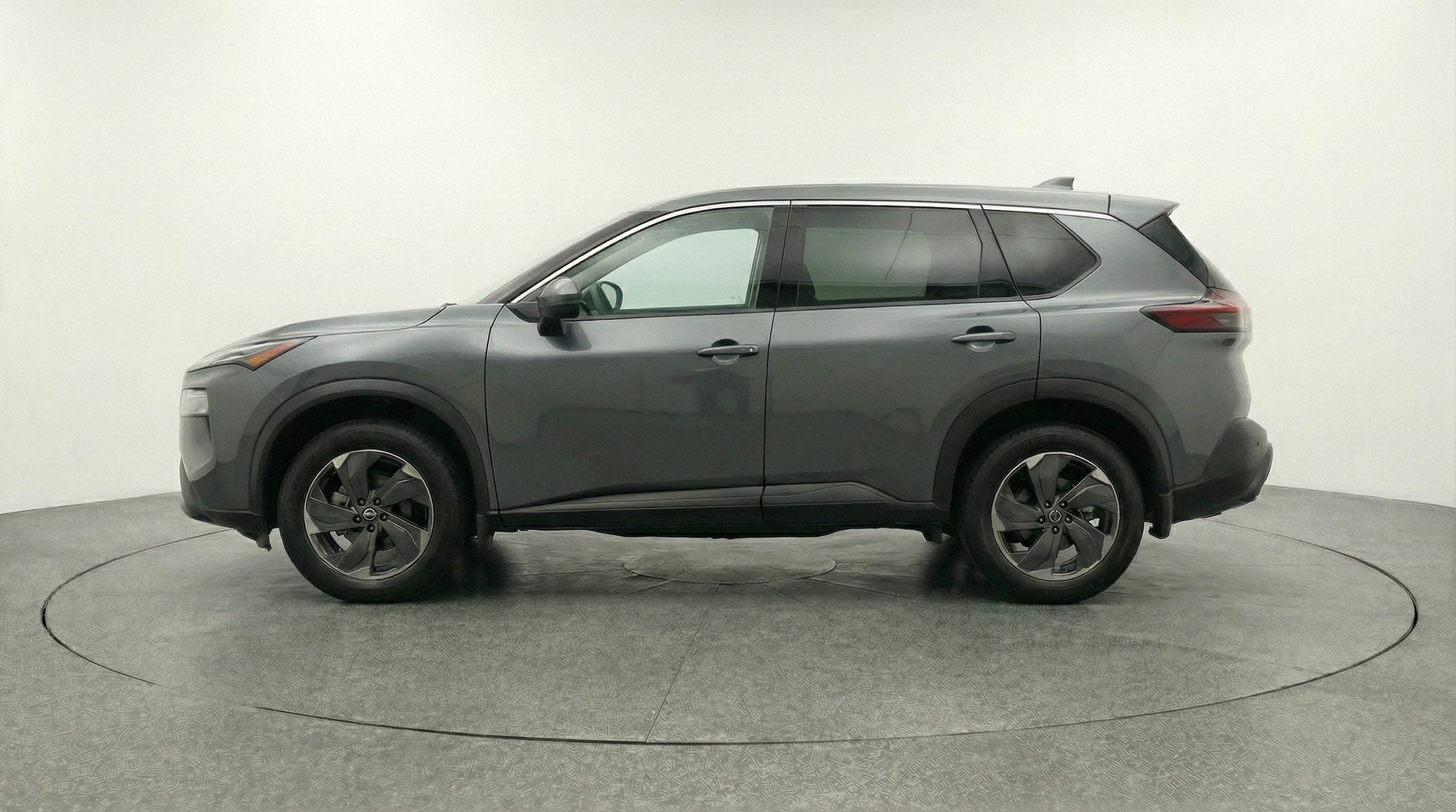 Thumbnail: 2025 Nissan Rogue - 4