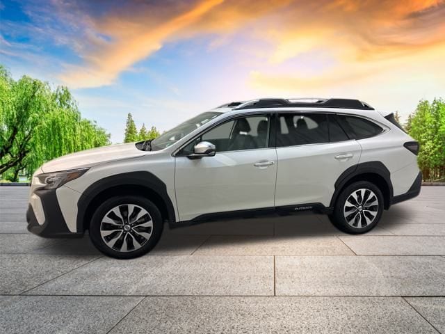 2023 Subaru Outback Touring photo 6