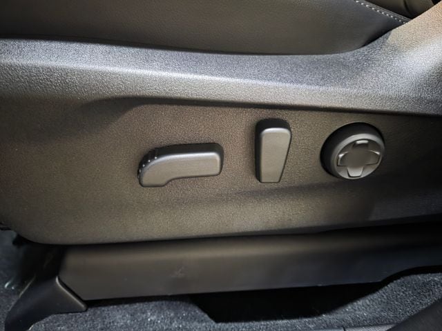 2026 Subaru Ascent Limited - Photo 15