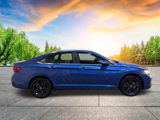 2022 Volkswagen Jetta 1.5T SE photo 2