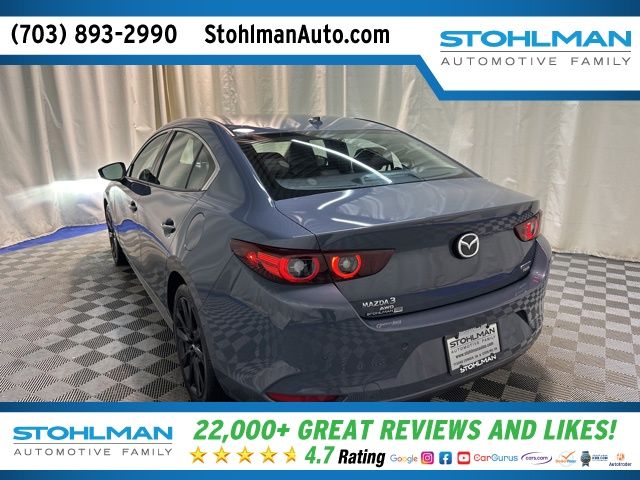 2022 Mazda Mazda3 Premium Plus photo 3