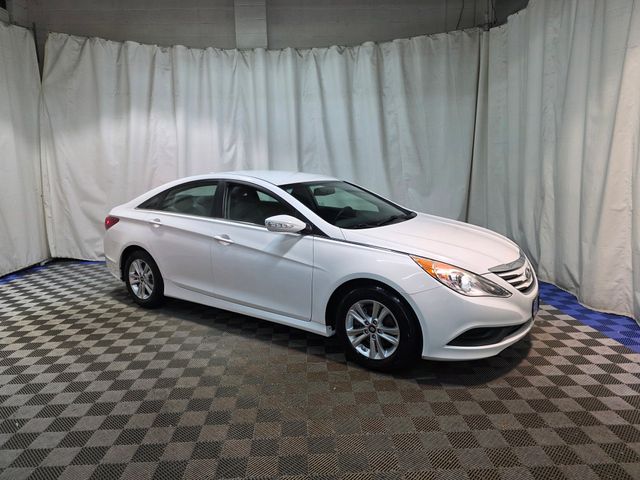 Used 2014 Hyundai Sonata GLS with VIN 5NPEB4AC5EH884494 for sale in Vienna, VA
