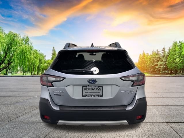 2025 Subaru Outback Limited XT photo 4