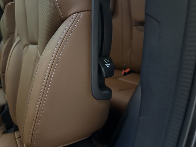 2026 Subaru Ascent Touring - Photo 34