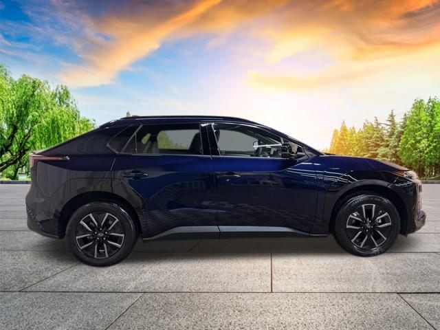 2026 Subaru Solterra Premium photo 2