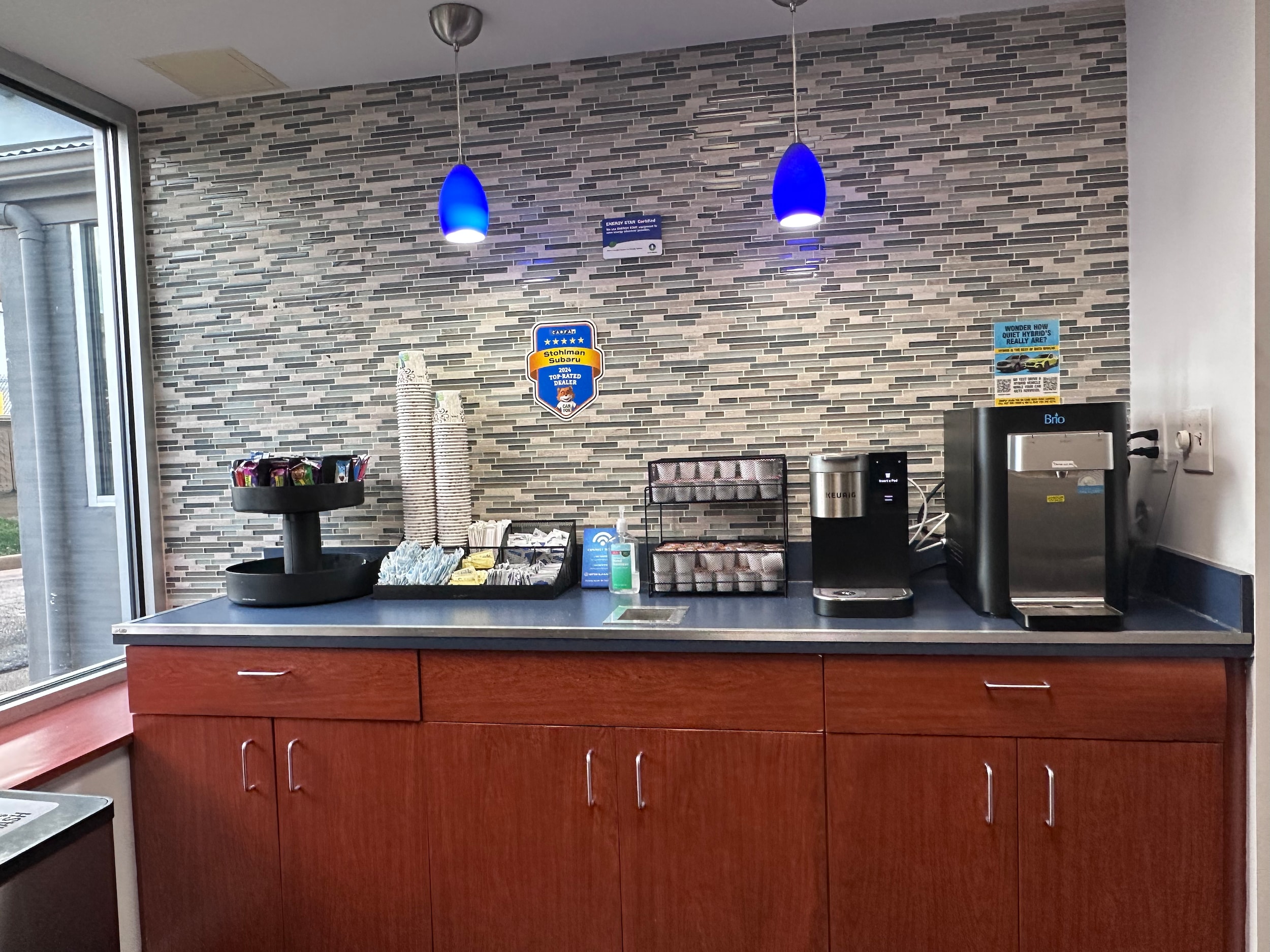 2025_subaru_service_lounge1.jpg