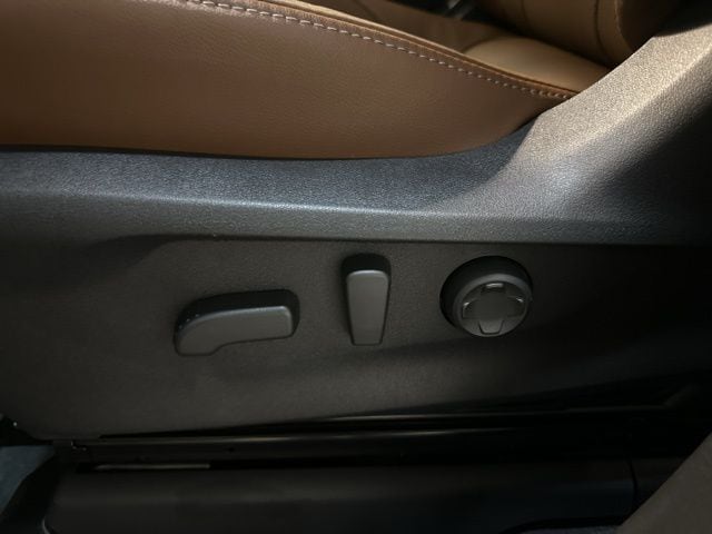 2026 Subaru Ascent Touring - Photo 15