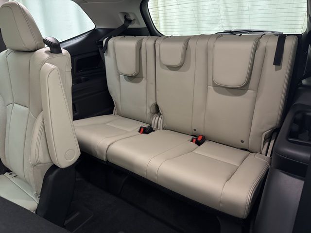 2026 Subaru Ascent Limited - Photo 35
