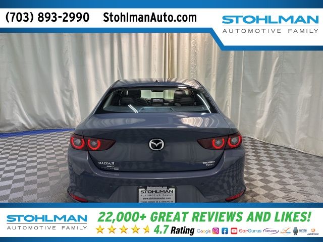 2022 Mazda Mazda3 Premium Plus photo 2