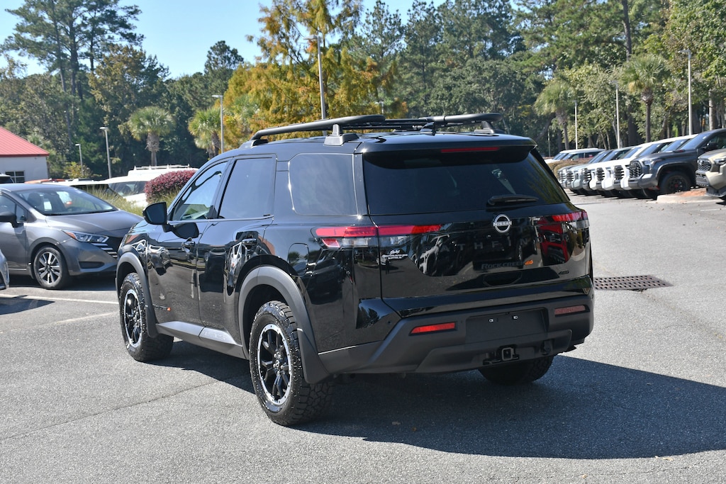 Used 2025 Nissan Pathfinder Rock Creek Rock Creek 4WD
